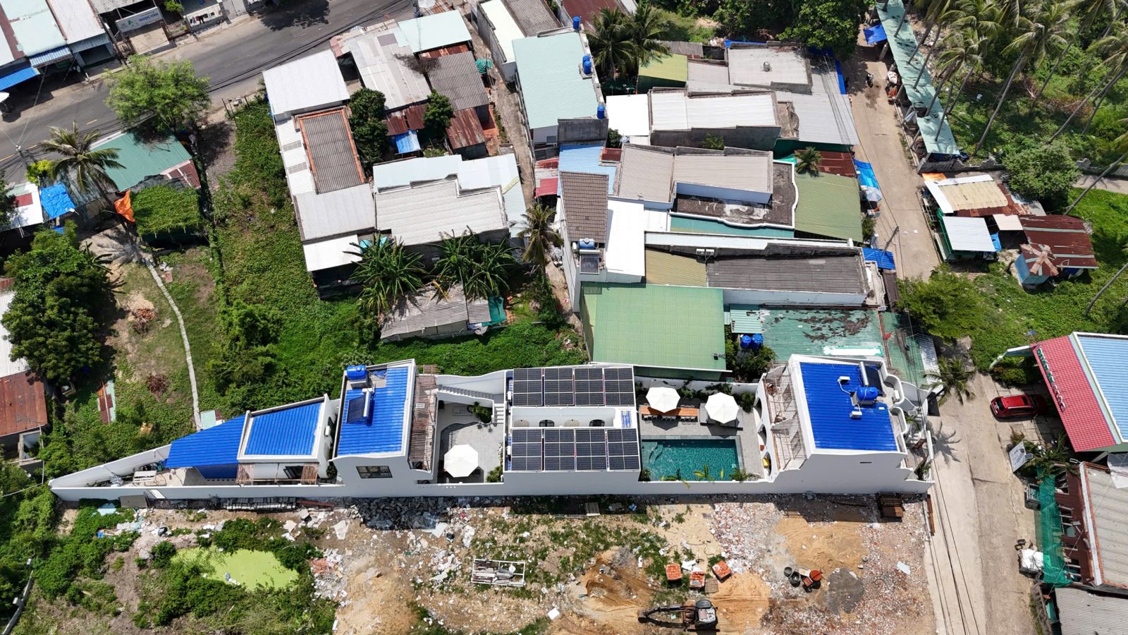 Lắp đặt điện mặt trời Homestay Mũi Né – Giải pháp tiết kiệm điện hiệu quả, nâng tầm trải nghiệm nghỉ dưỡng